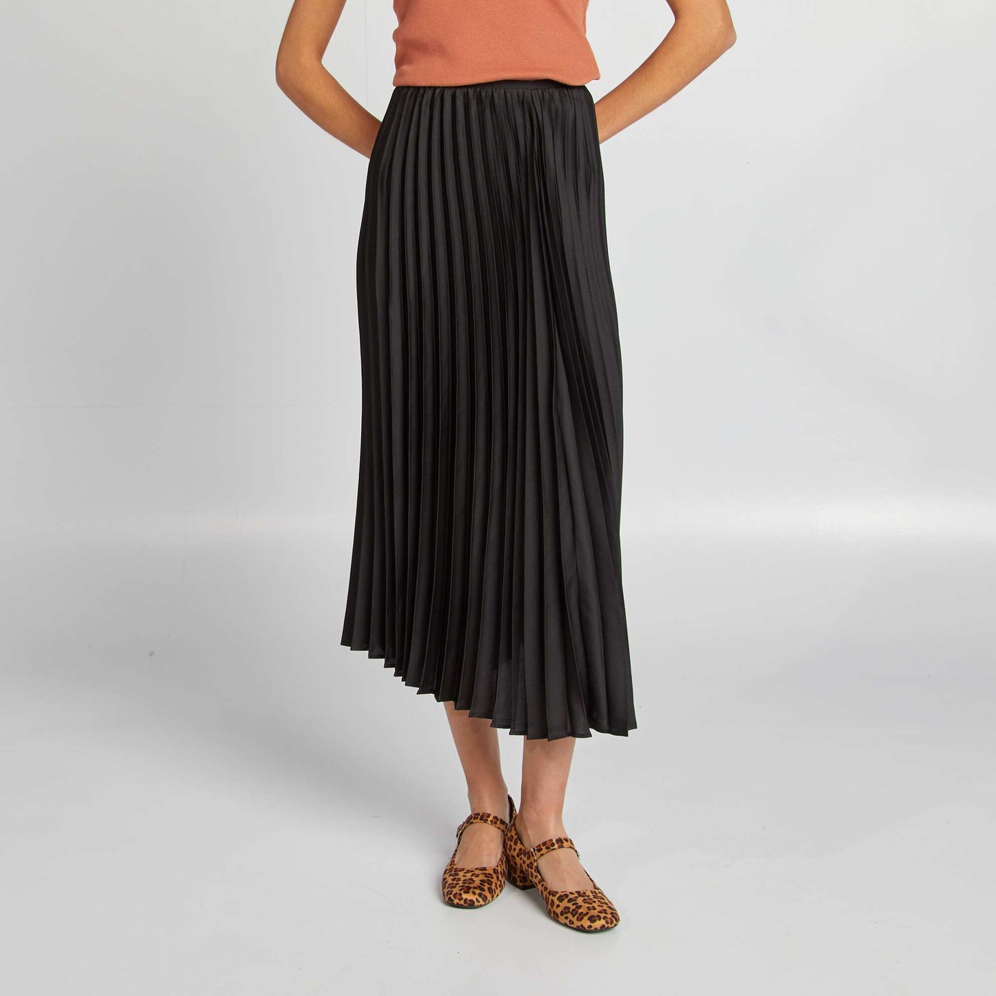 Falda midi plisada NEGRO