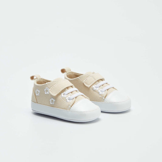 Zapatillas bajas de tela con velcros BEIGE