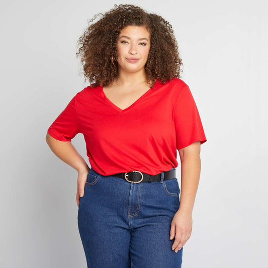 Camiseta lisa básica con cuello de pico ROJO