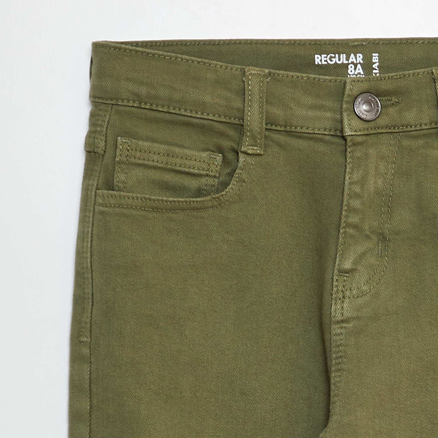 Jean regular corte recto VERDE