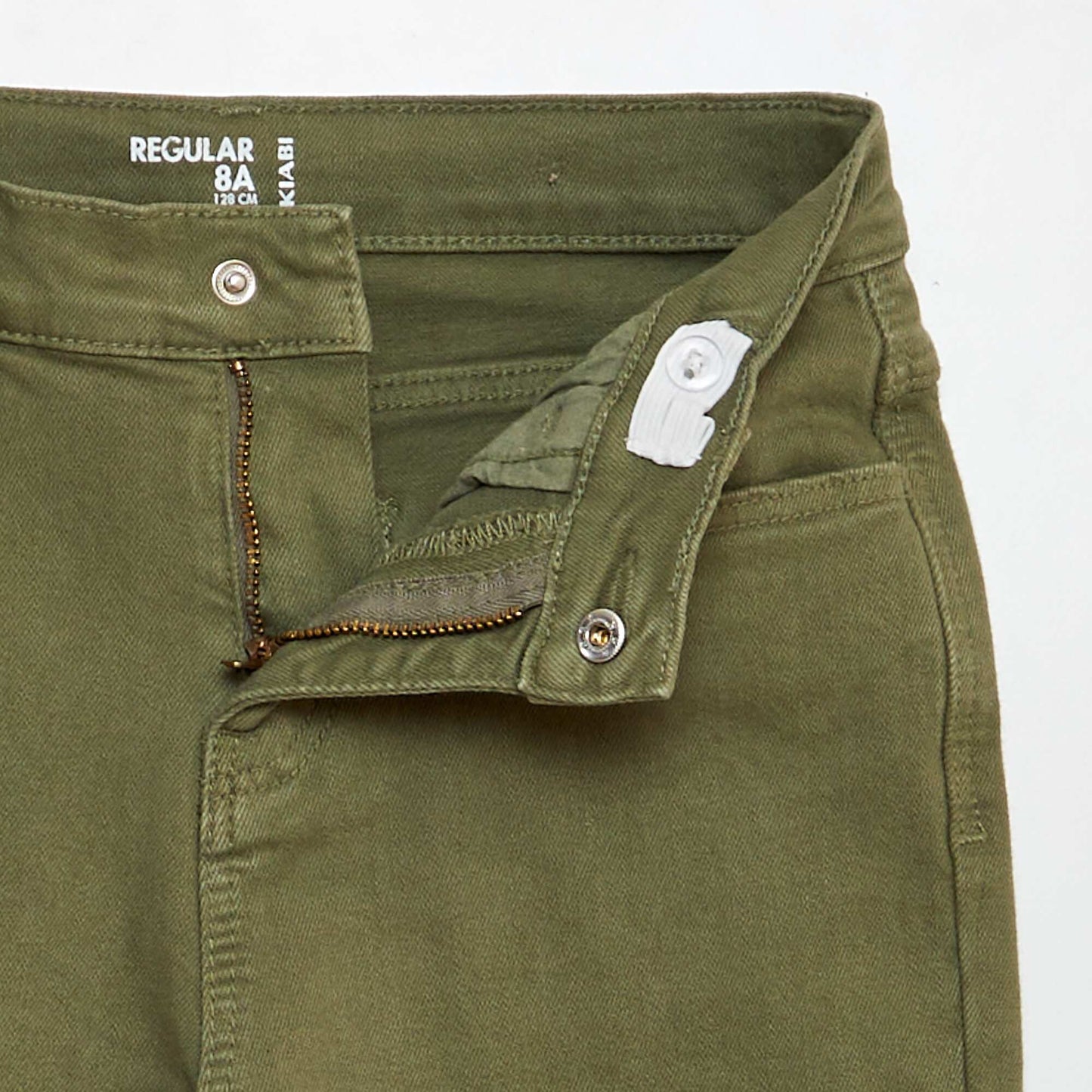 Jean regular corte recto VERDE