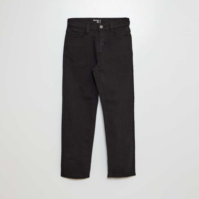 Jean regular corte recto negro