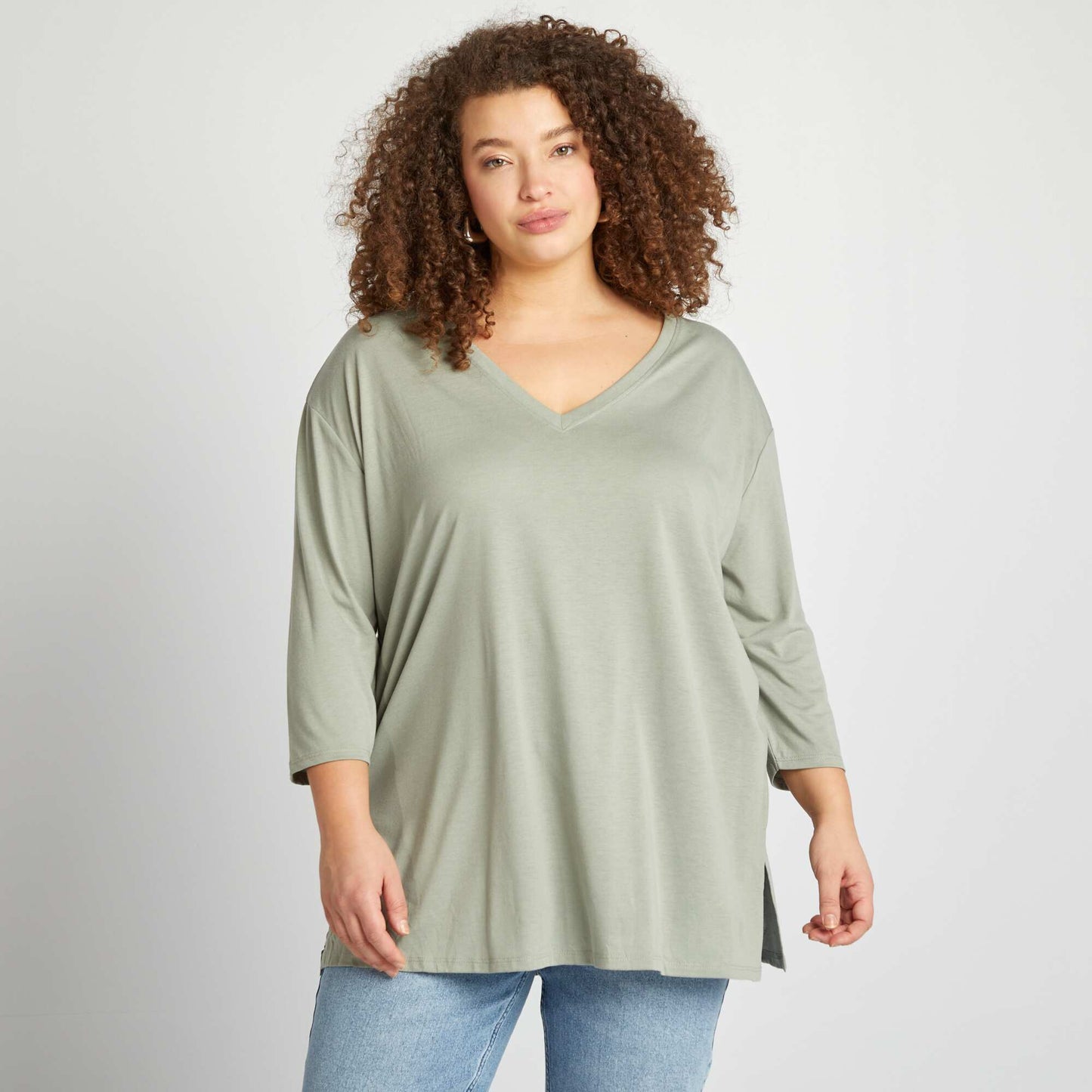 Camiseta larga con cuello de pico VERDE