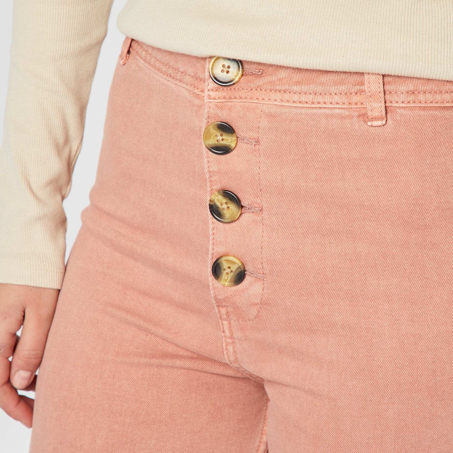 Jean ancho wide leg con cierre de botones de fantasía ROSA