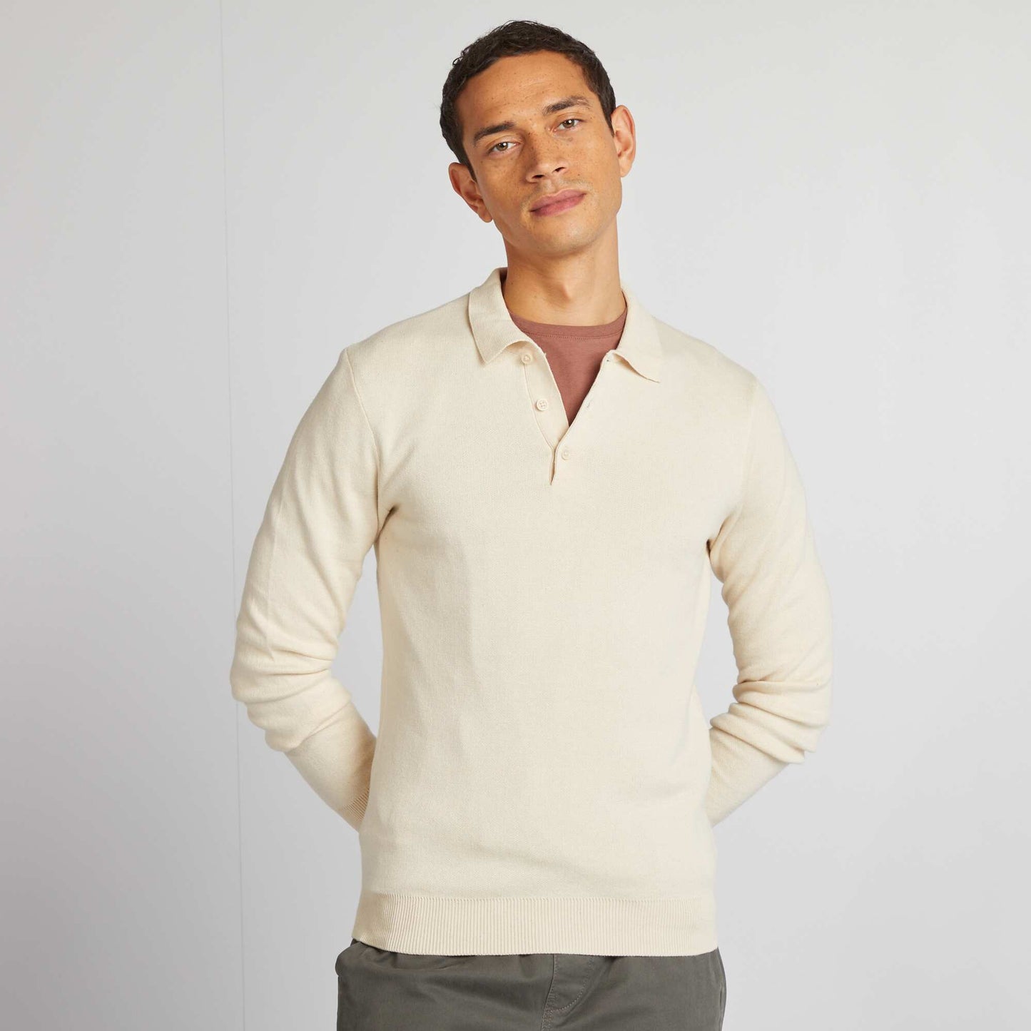 Sweater de punto fino con cuello de remera abotonado BLANCO