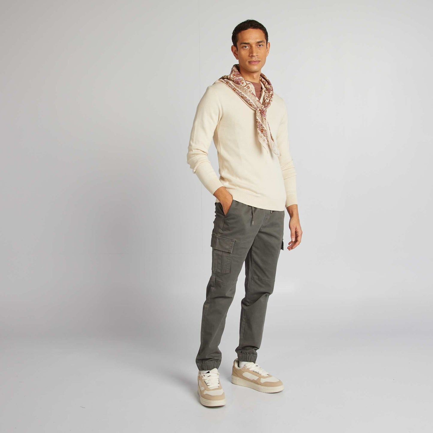 Sweater de punto fino con cuello de remera abotonado BLANCO