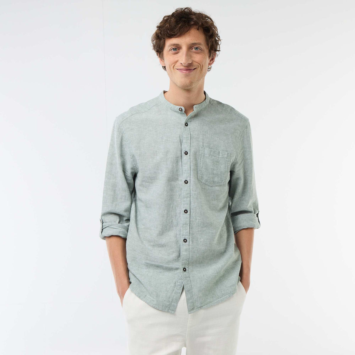Camisa con cuello mao de lino VERDE
