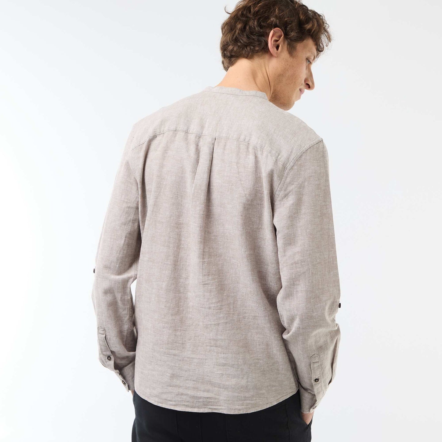Camisa con cuello mao de lino BEIGE