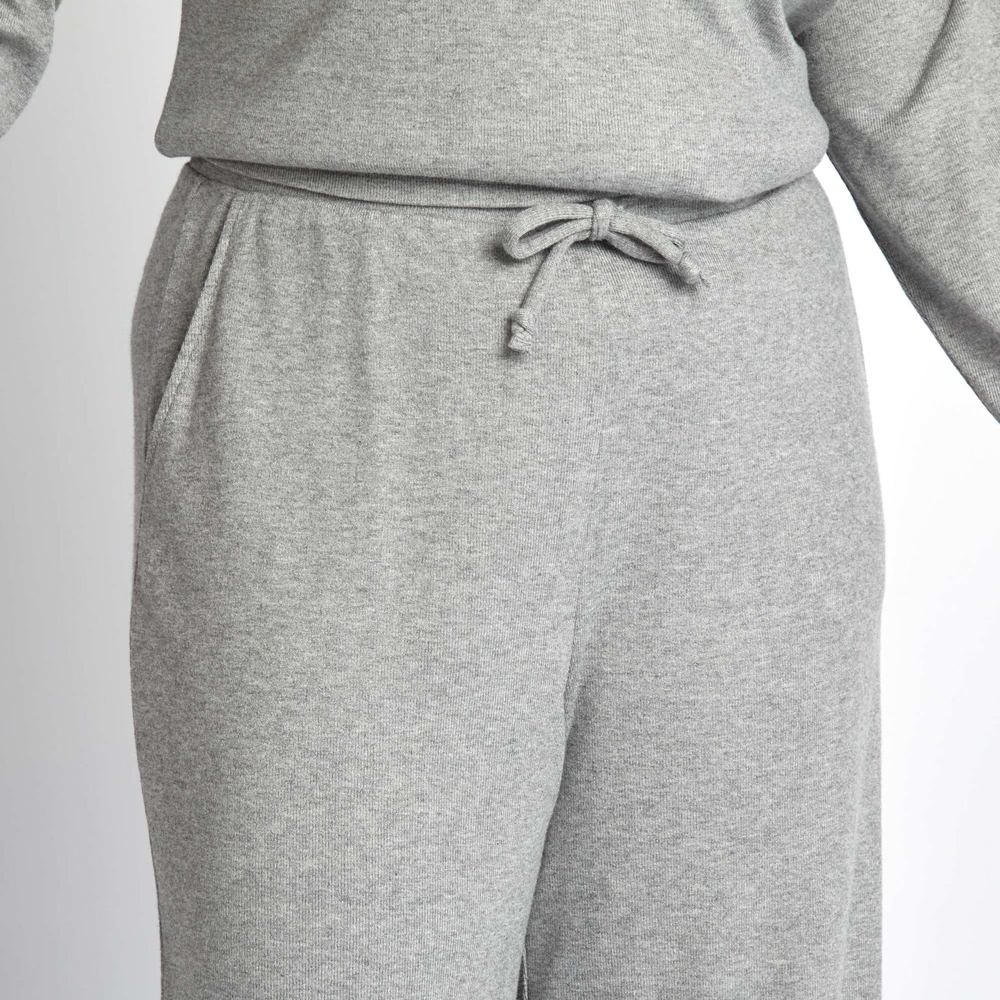 Pantalón de punto suave GRIS