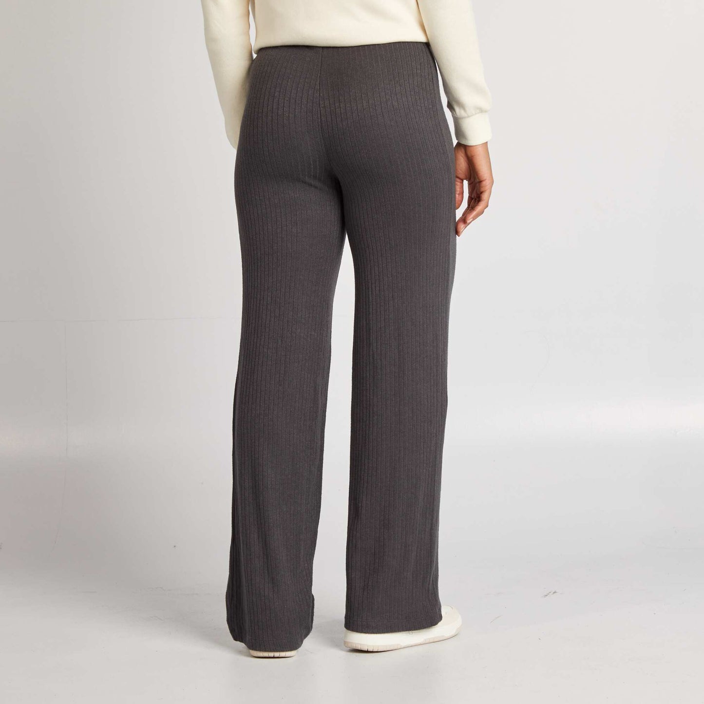 Pantalón ancho de maternidad canalé NEGRO