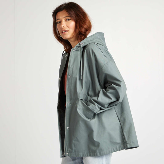Parka impermeable oversize con capucha VERDE