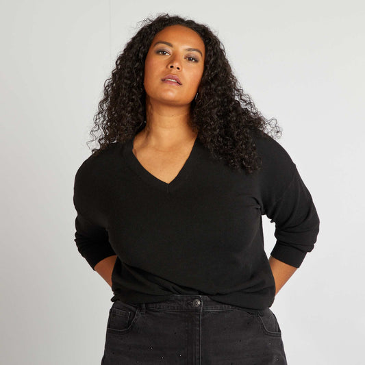 Sweater fino con cuello de pico NEGRO