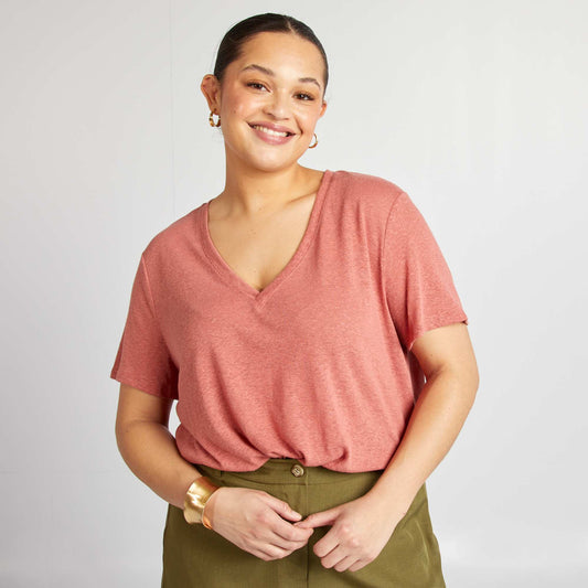 Camiseta de mezcla de lino con cuello de pico ROSA