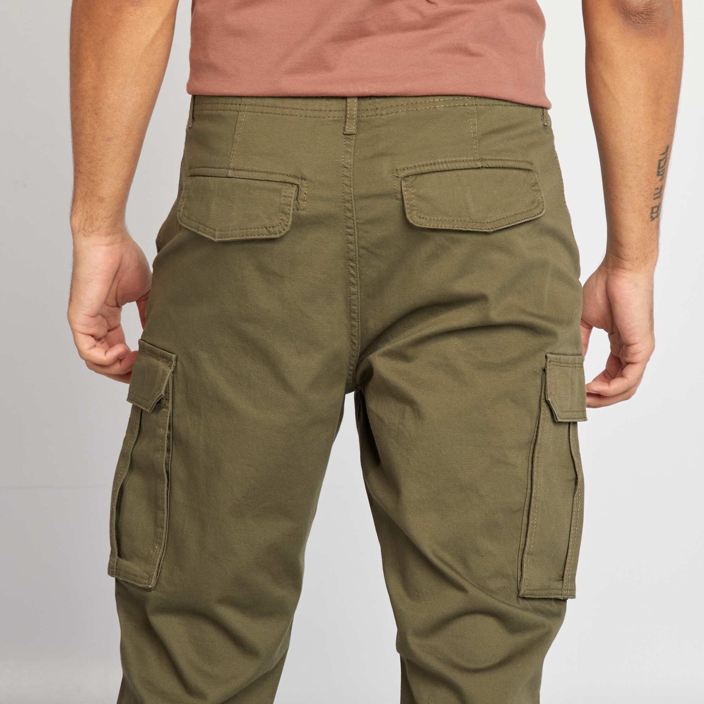 Pantalón multibolsillos de dobby KAKI
