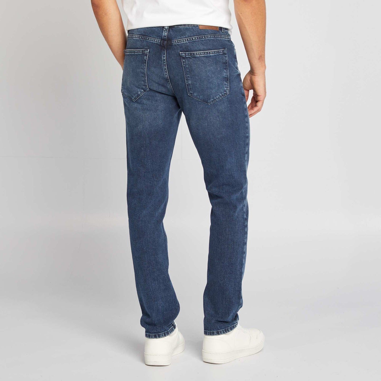 Jean de corte ajustado/slim fit AZUL