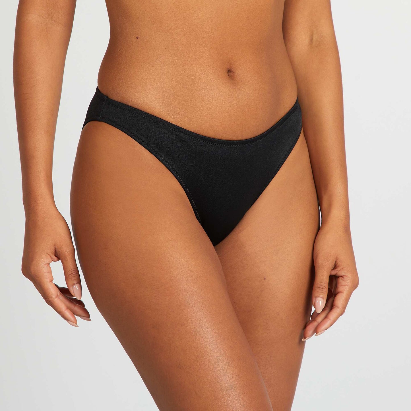 Braguita de bikini básica NEGRO