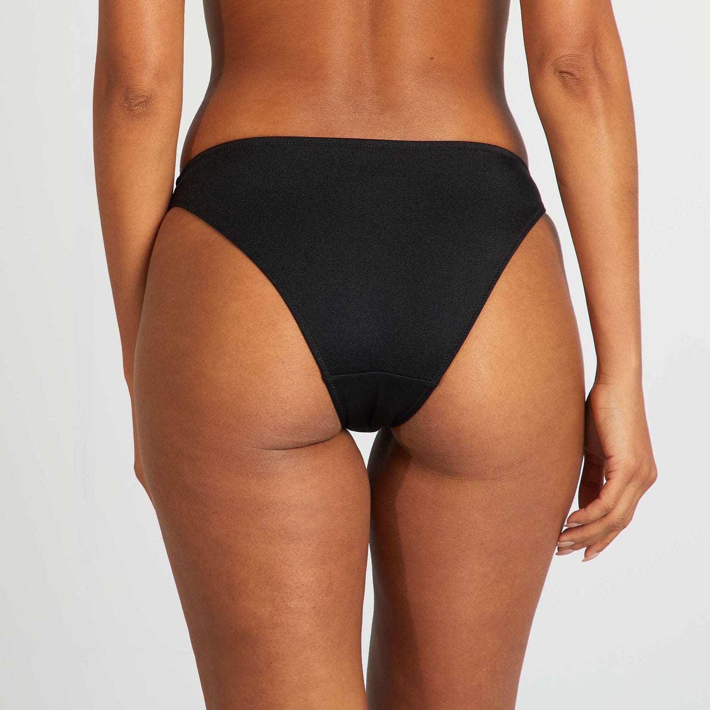 Braguita de bikini básica NEGRO