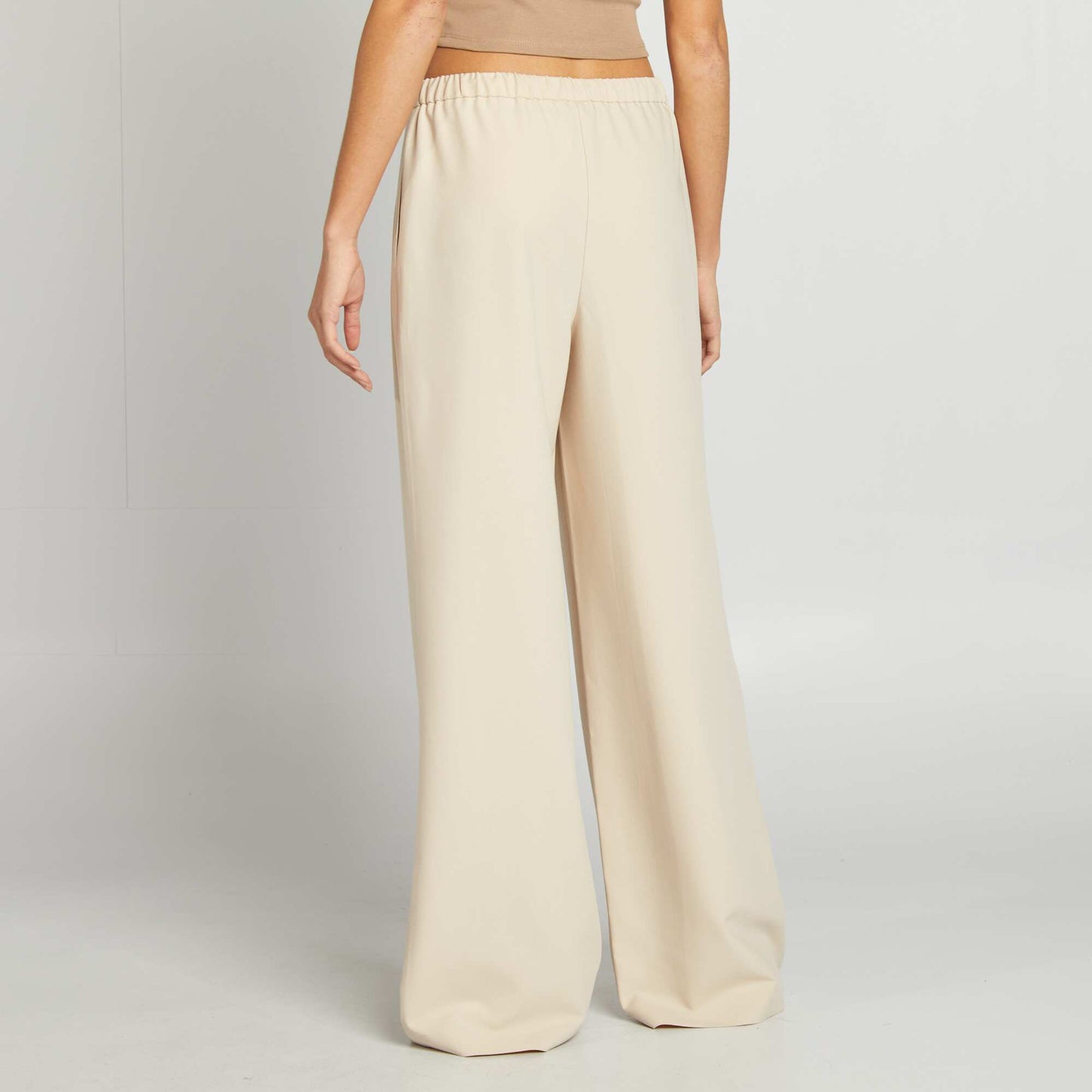 Pantalón ancho y vaporoso BEIGE