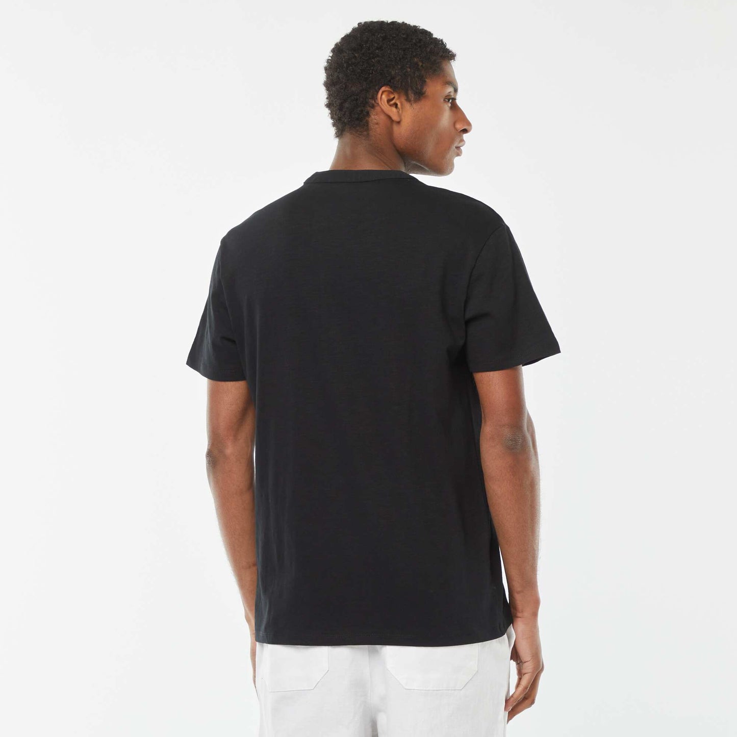 Camiseta de manga corta con cuello panadero NEGRO