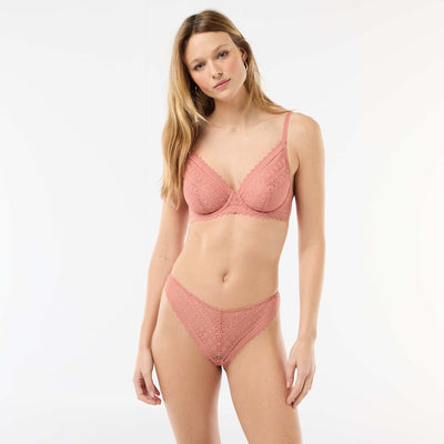 Tanga de encaje ROSA