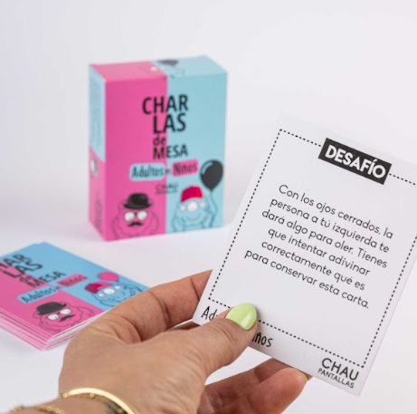 Charlas de Mesa Adultos vs Niños - Juego