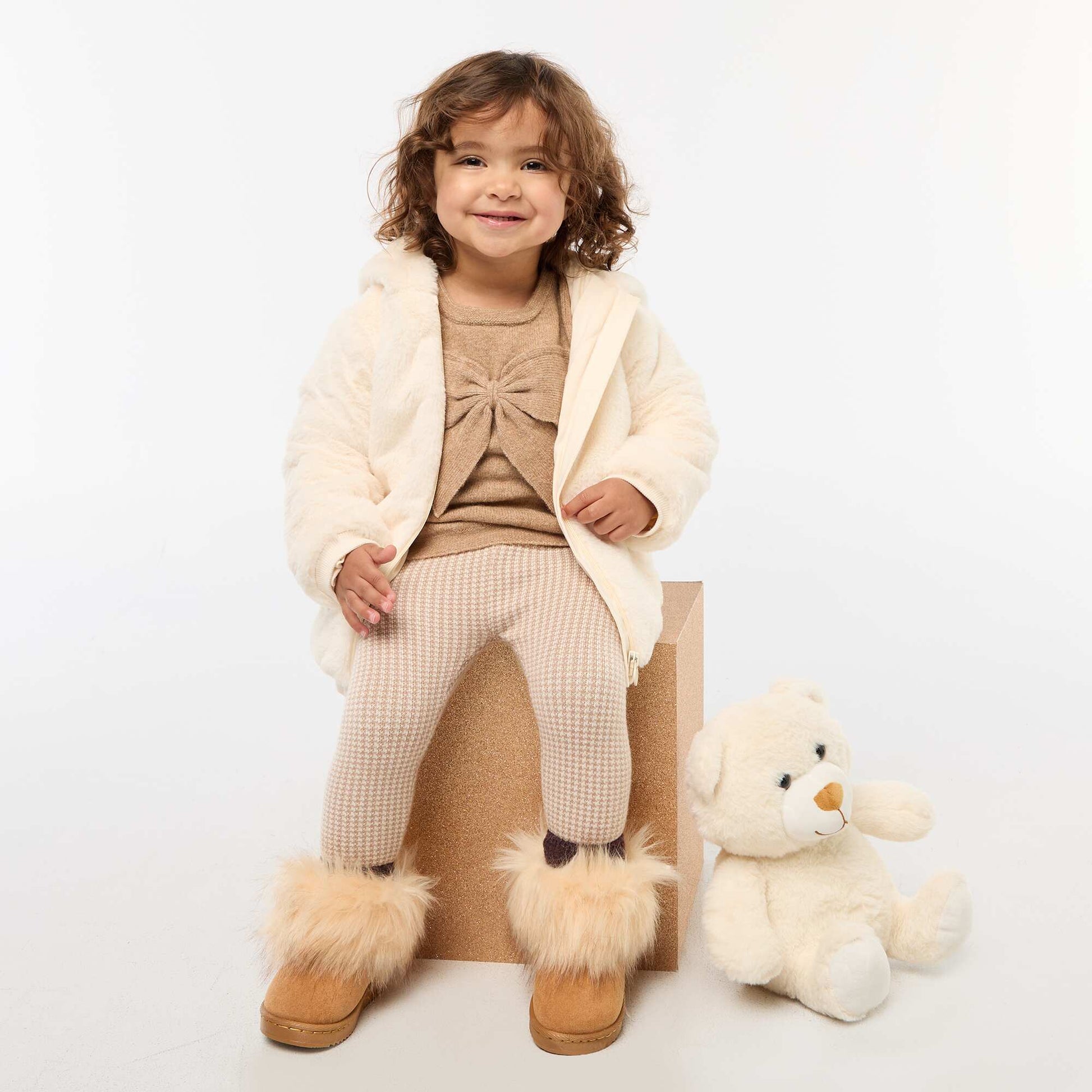 Chaqueta de pelo sintético con capucha BLANCO