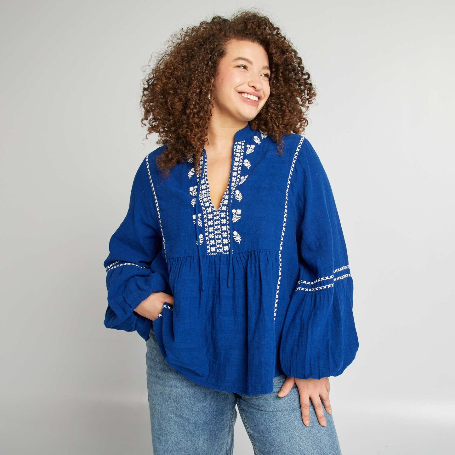 Blusa de gasa de algodón con bordados AZUL