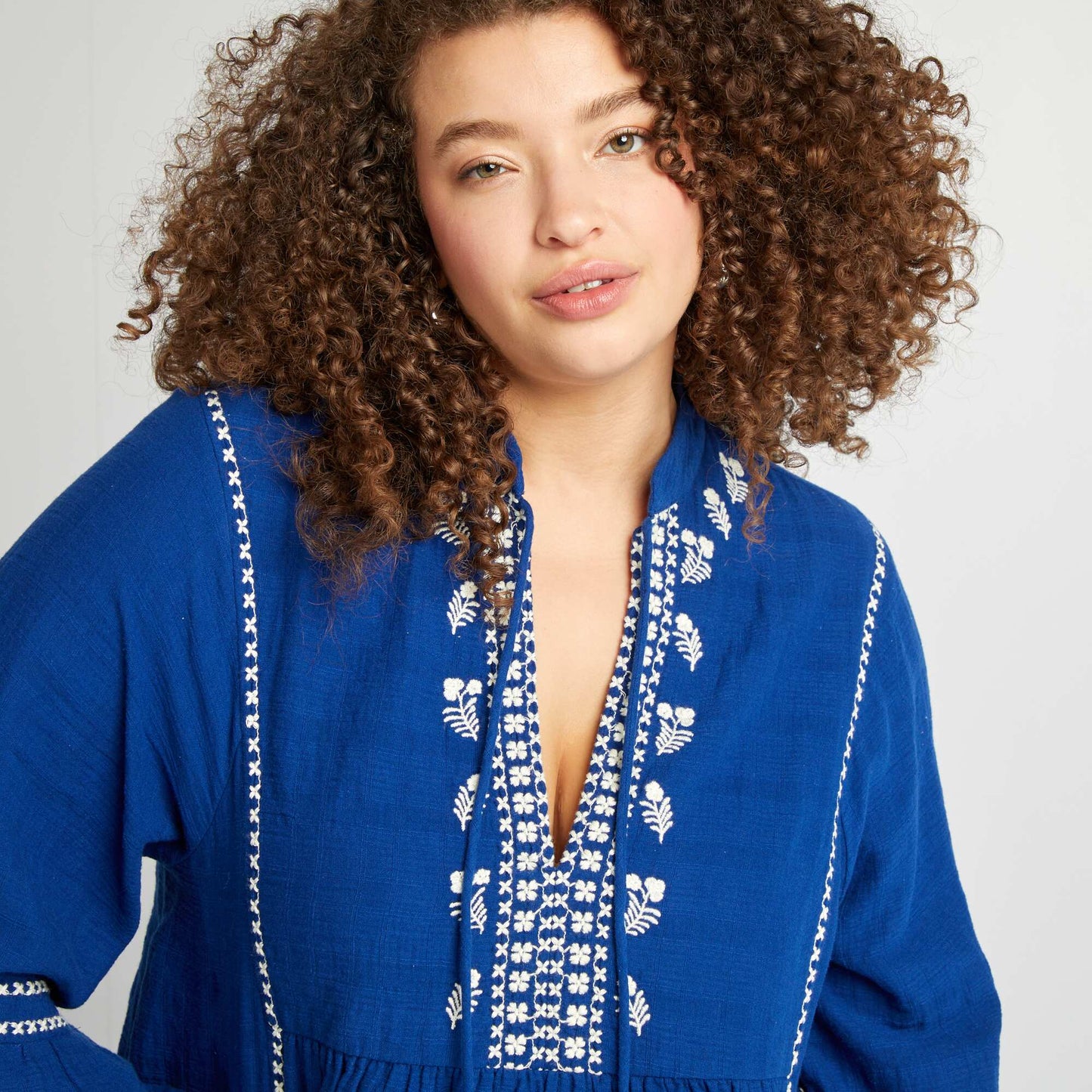 Blusa de gasa de algodón con bordados AZUL