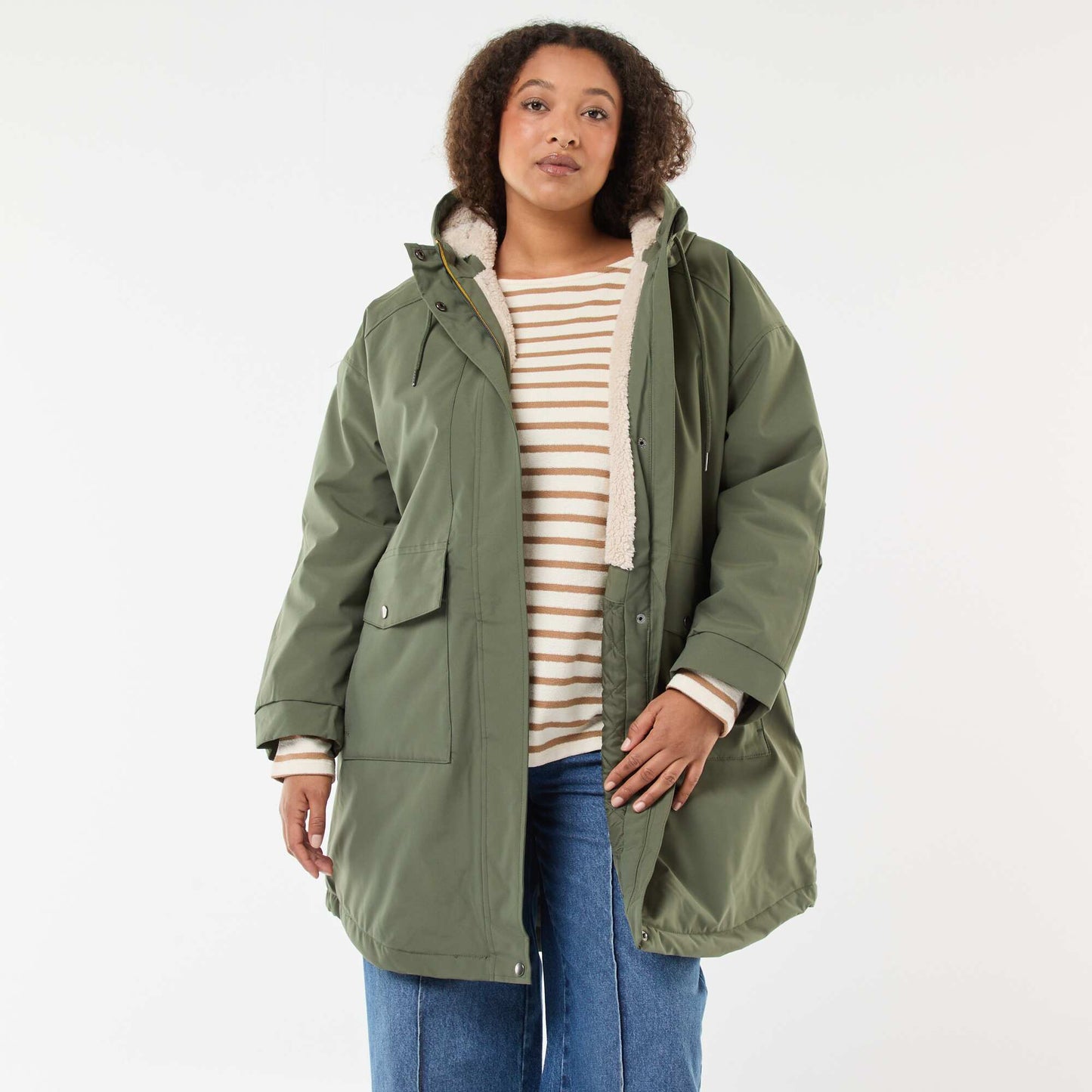 Parka repelente al agua con capucha efecto borreguito VERDE