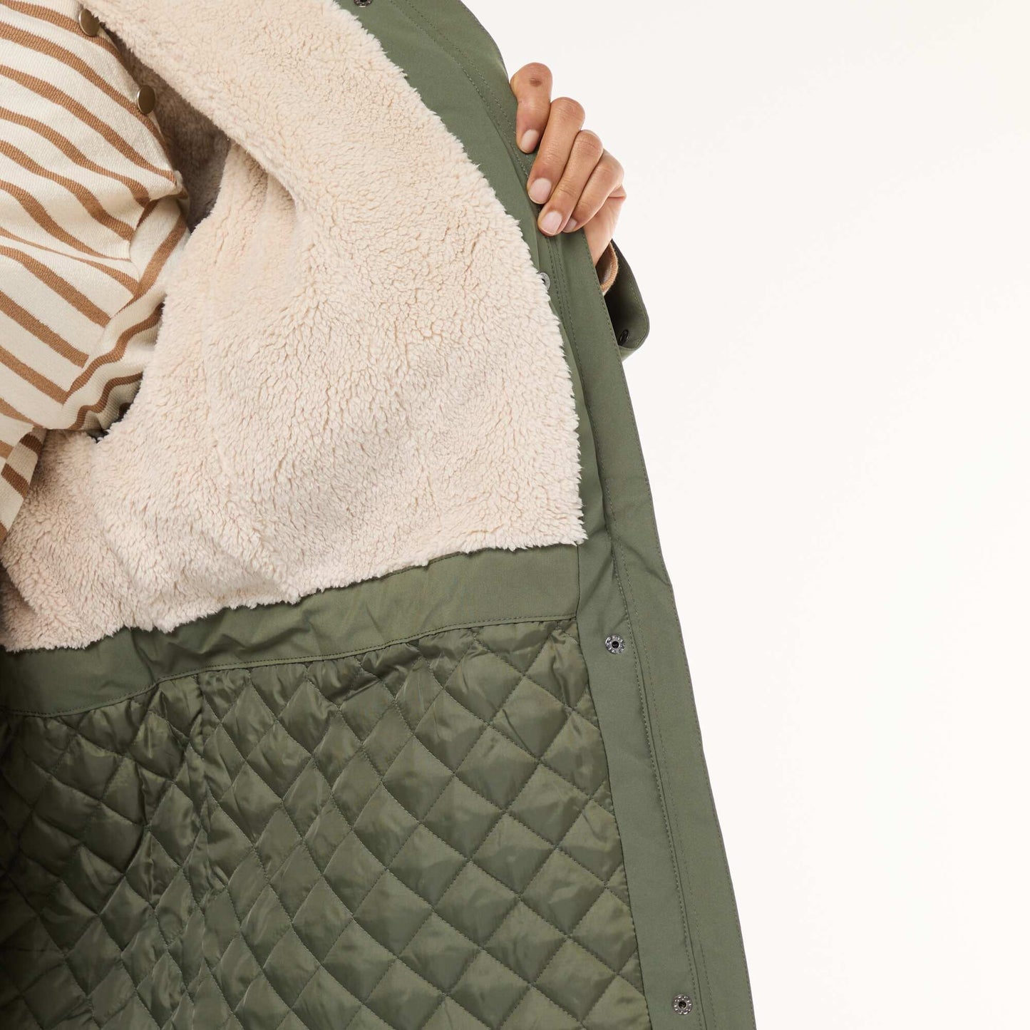 Parka repelente al agua con capucha efecto borreguito VERDE