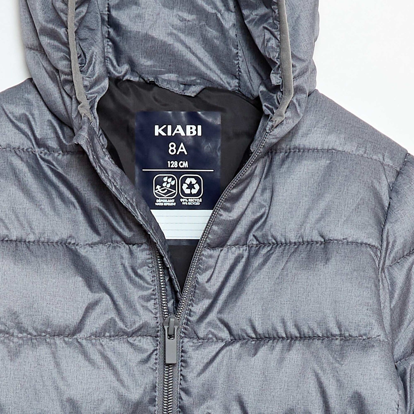 Campera ligera con capucha GRIS