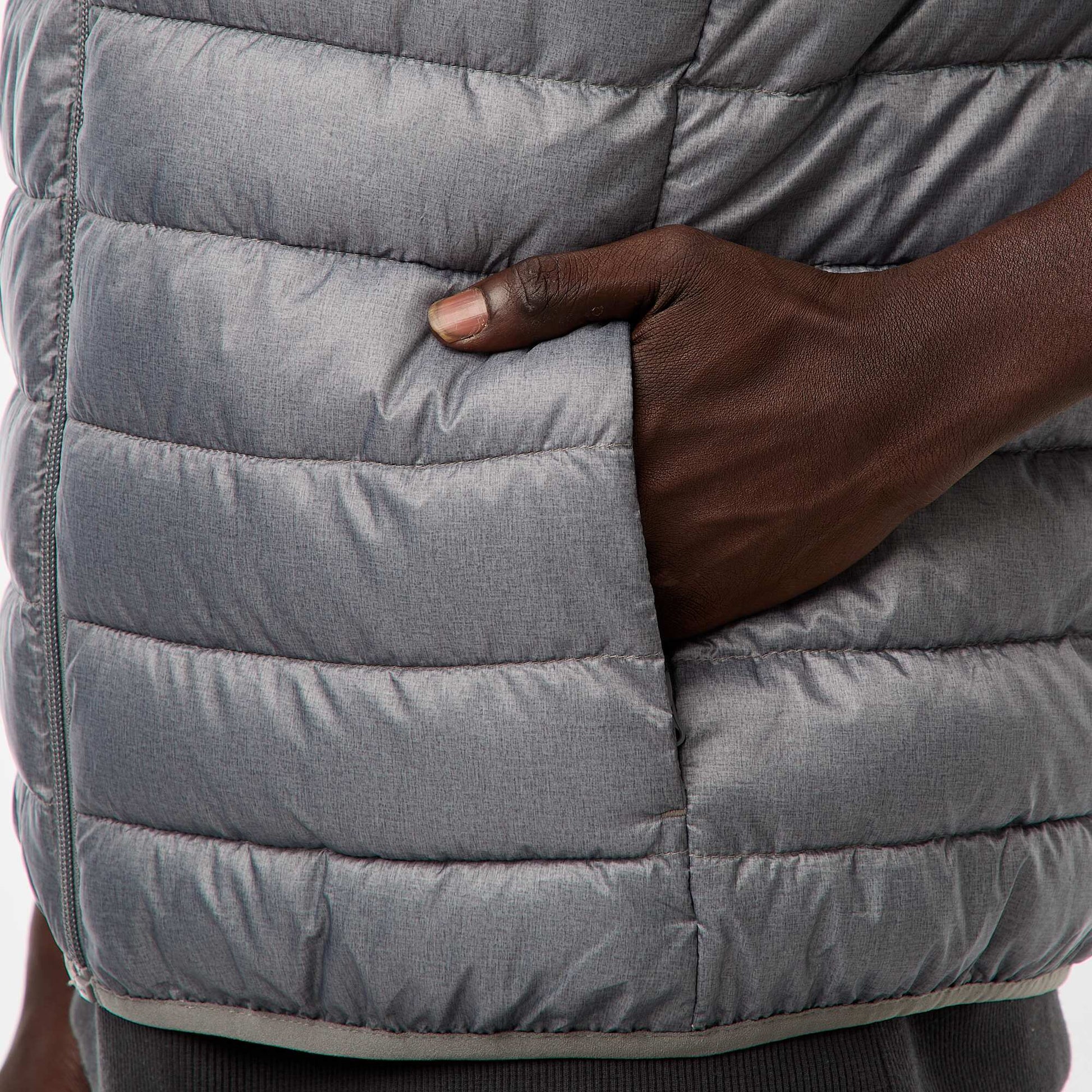 Anorak impermeable sin mangas liso GRIS