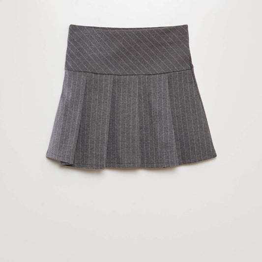 Falda estilo tennis de rayas GRIS