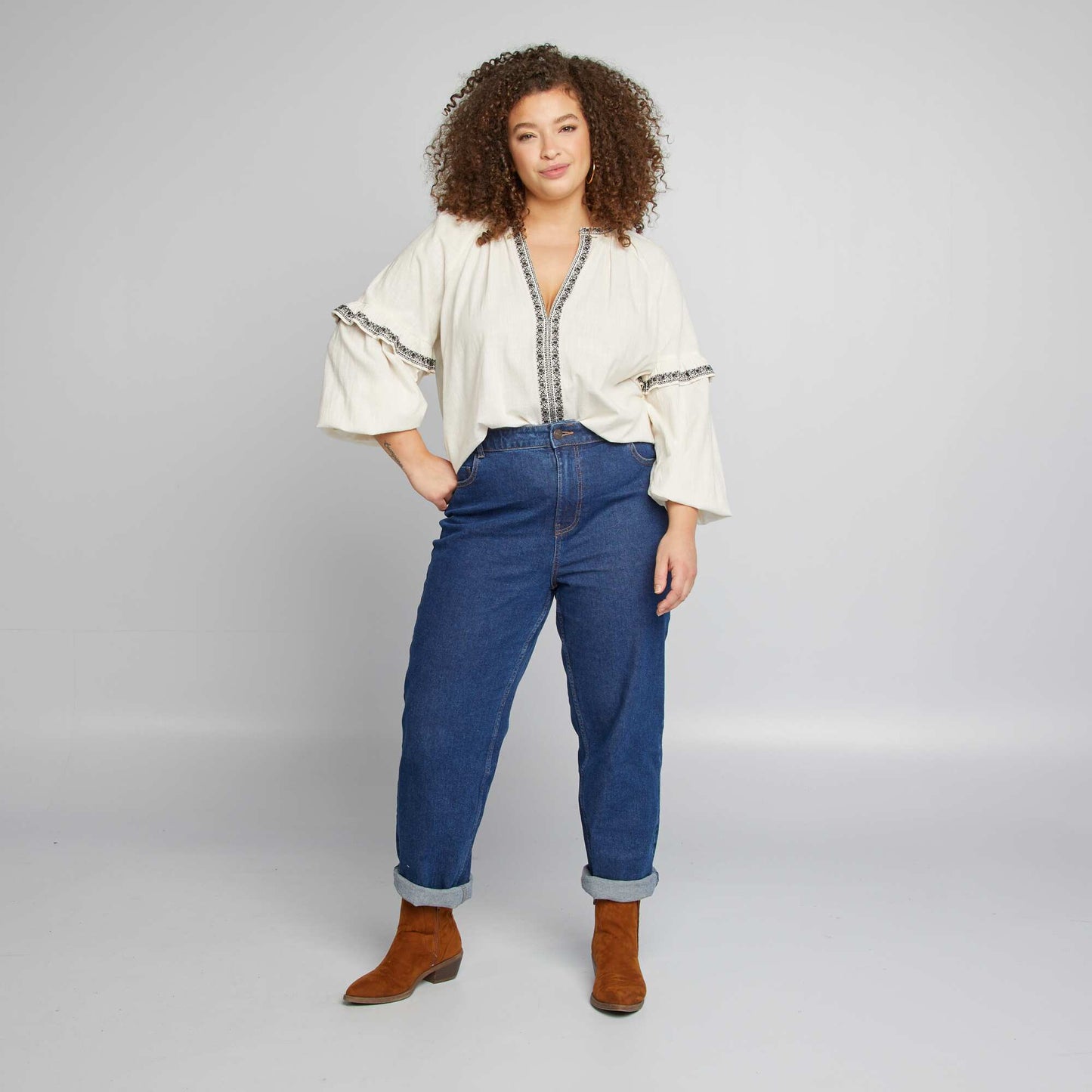 Blusa de gasa de algodón con motivos bordados BEIGE