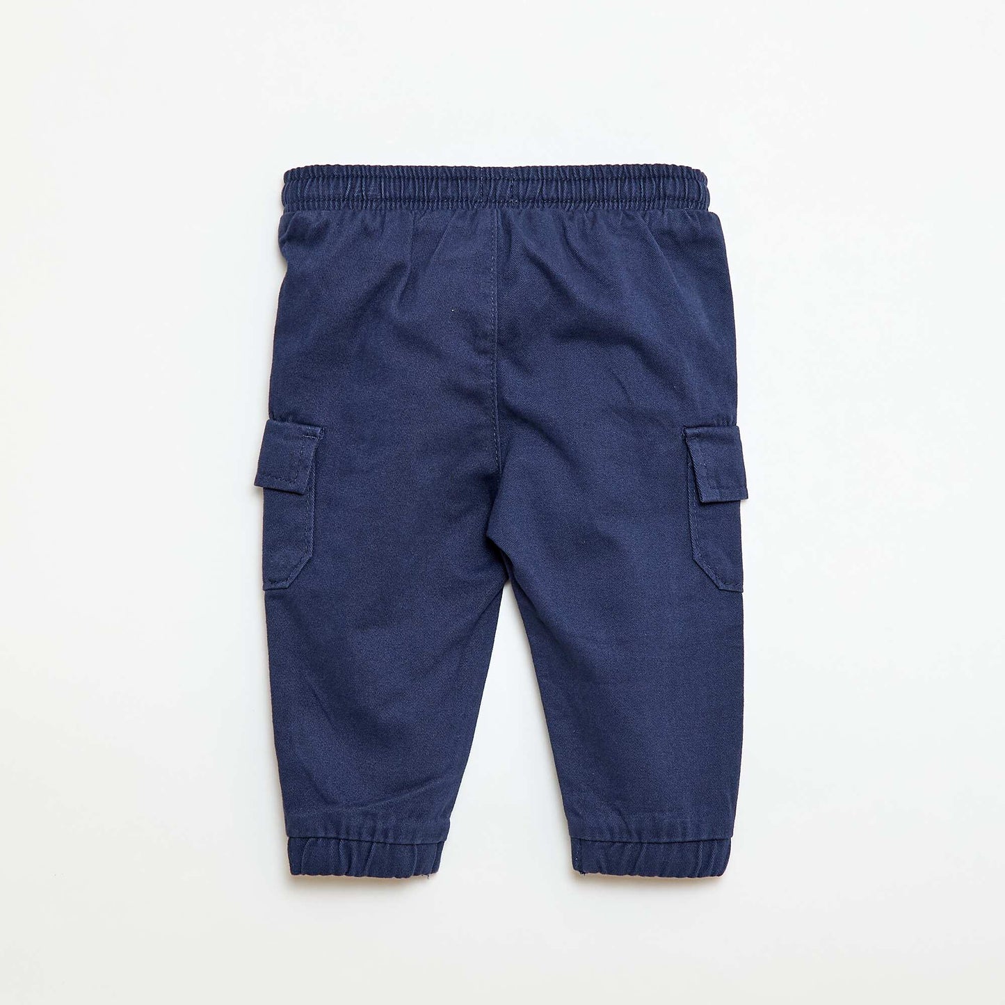 Pantalón jogger de sarga con bolsillos con solapa AZUL
