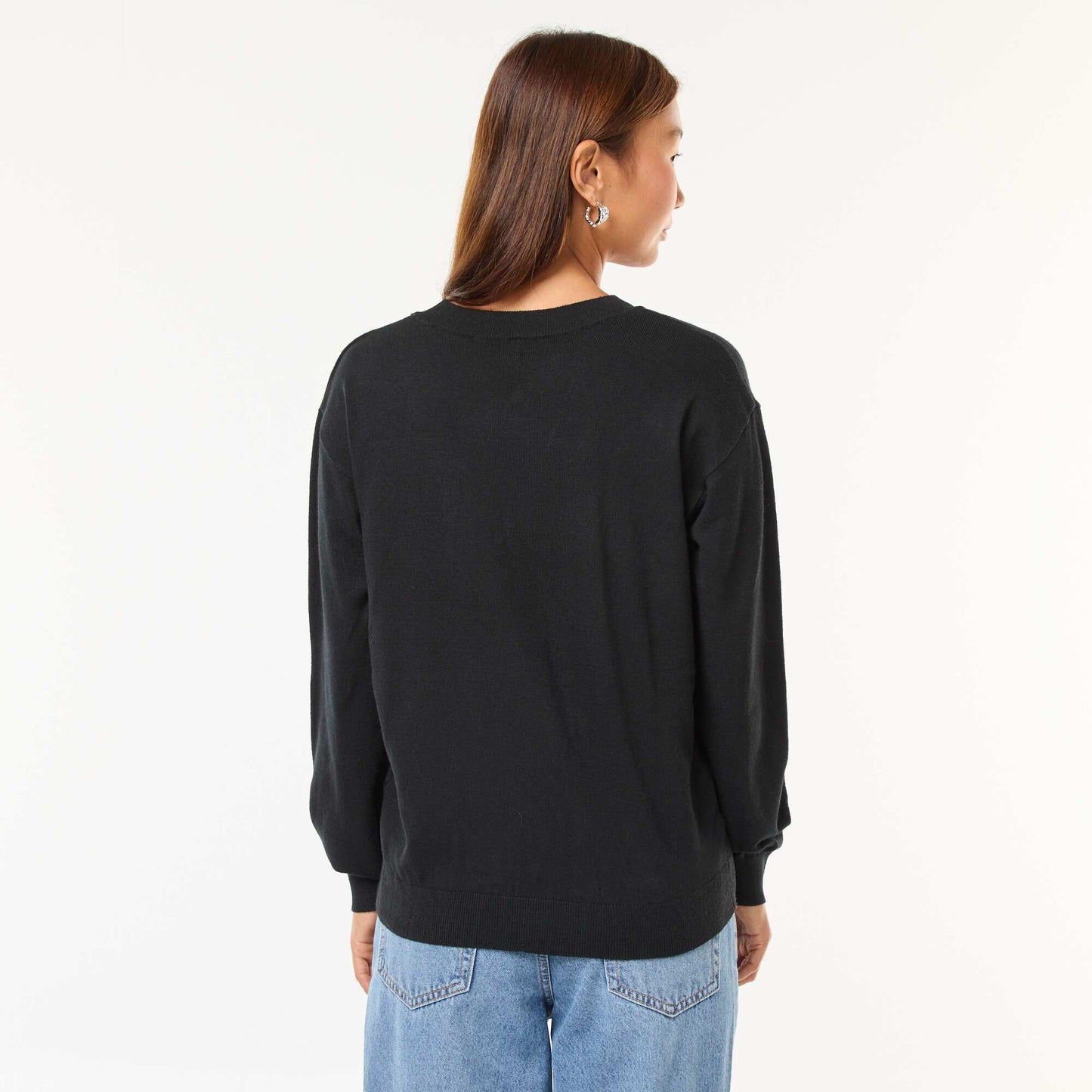 Sweater de punto fino con cuello de pico NEGRO