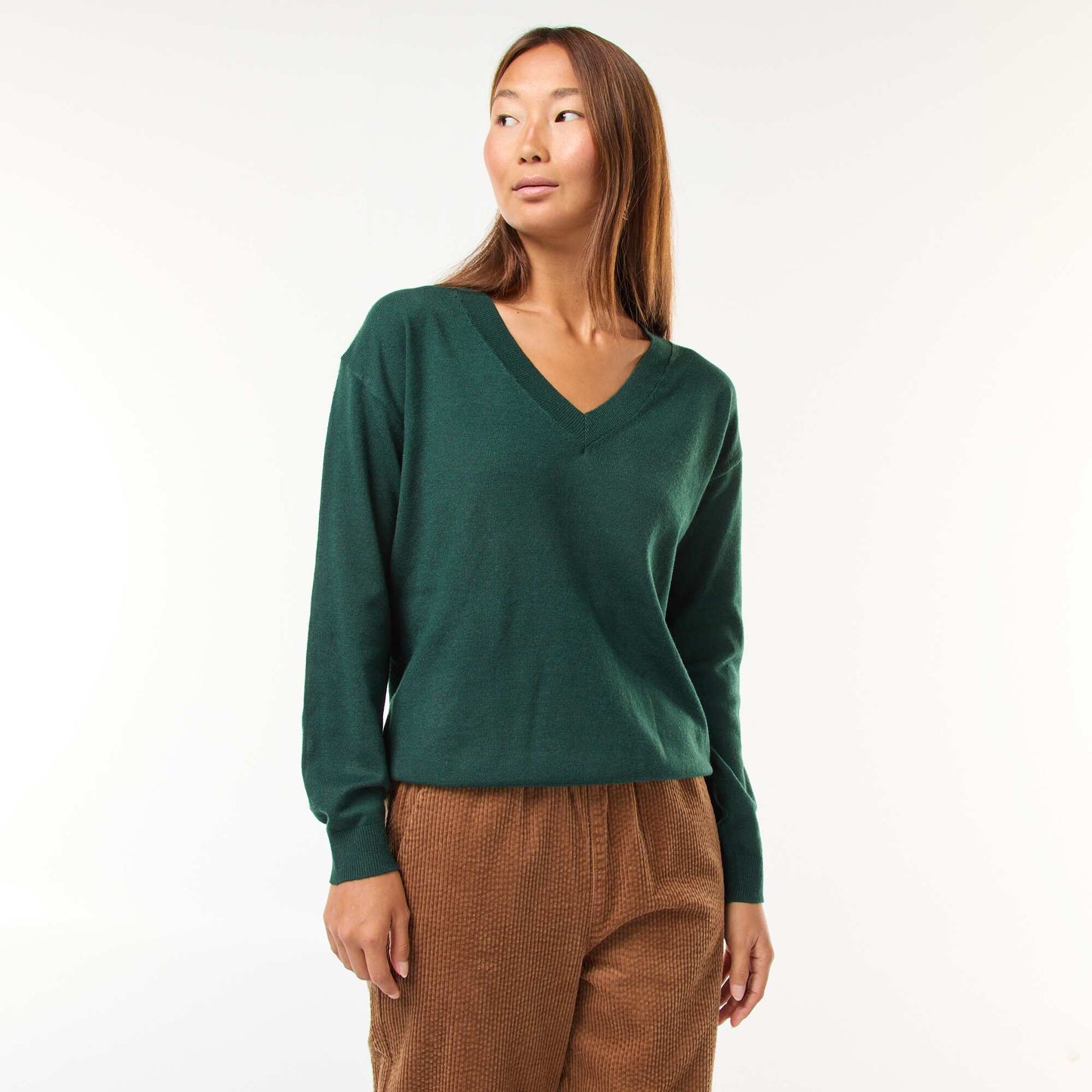 Sweater de punto fino con cuello de pico VERDE