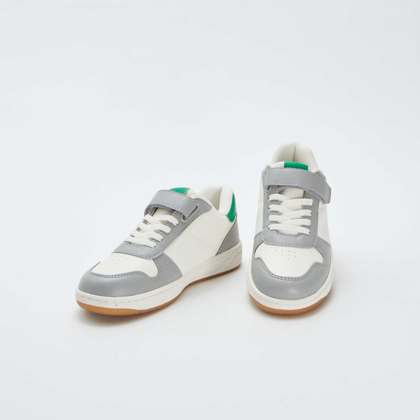 Zapatillas con velcro VERDE