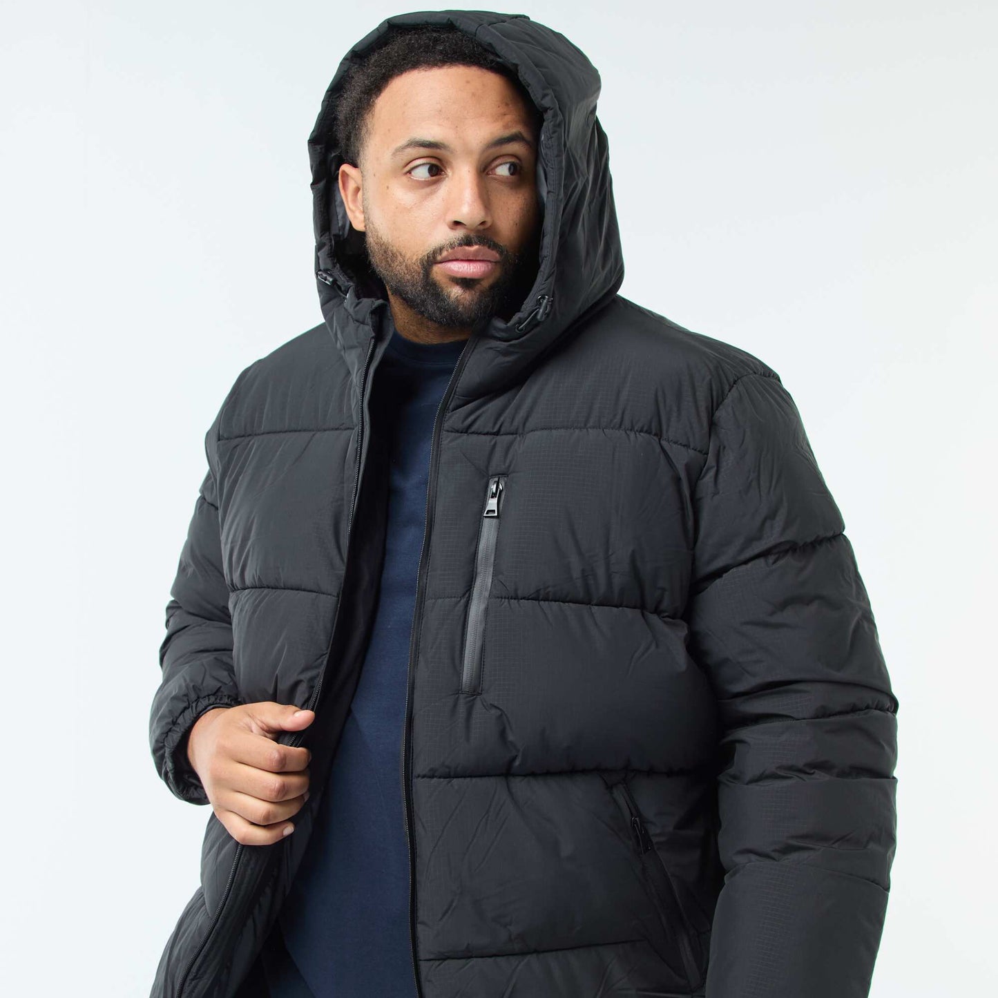 Campera acolchada cálida con capucha NEGRO