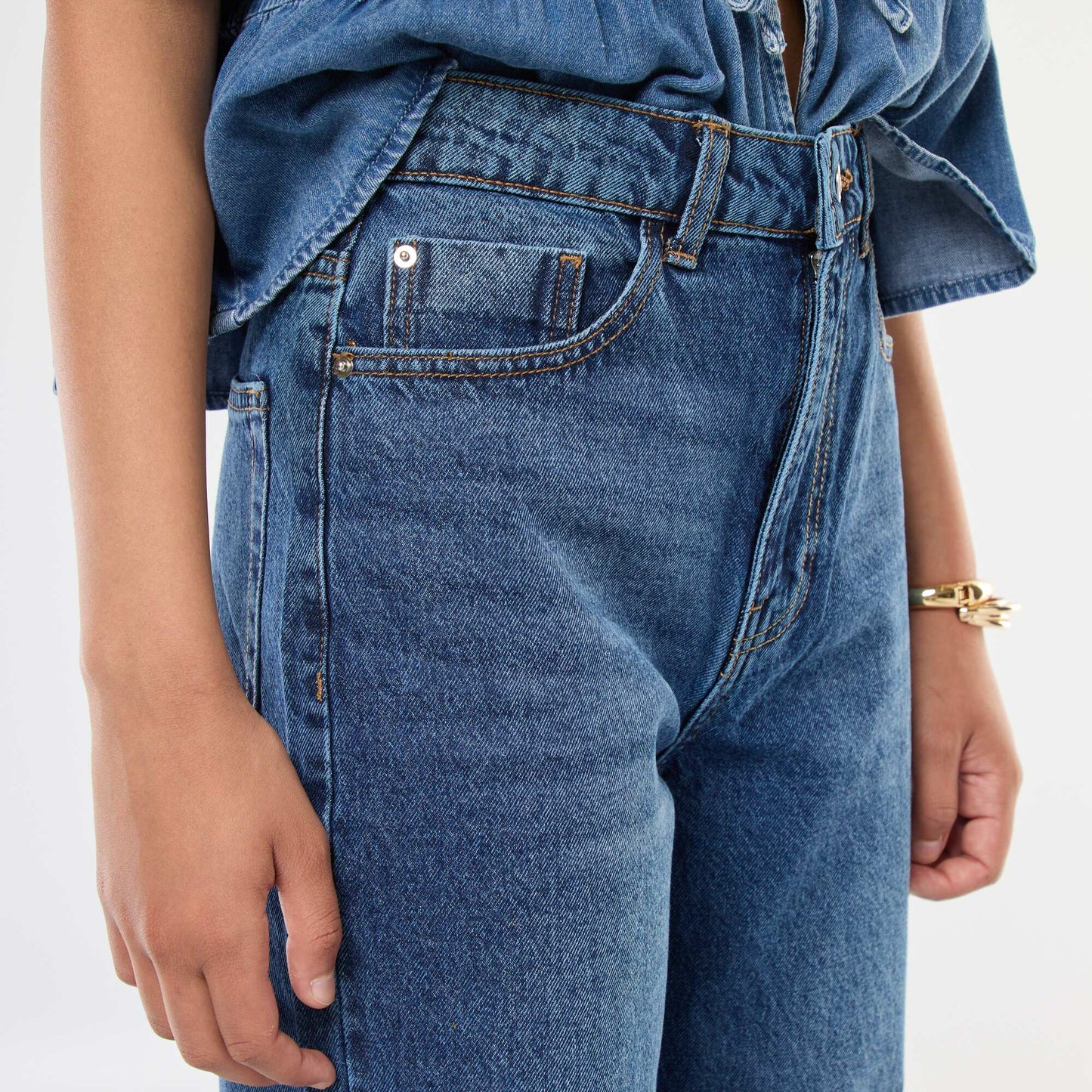 Jean recto de talle alto AZUL