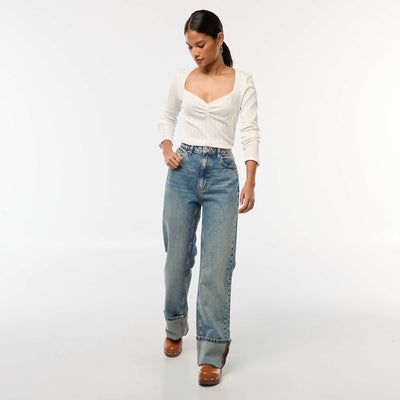 Jean regular / de talle alto con vuelta ancha en el bajo AZUL