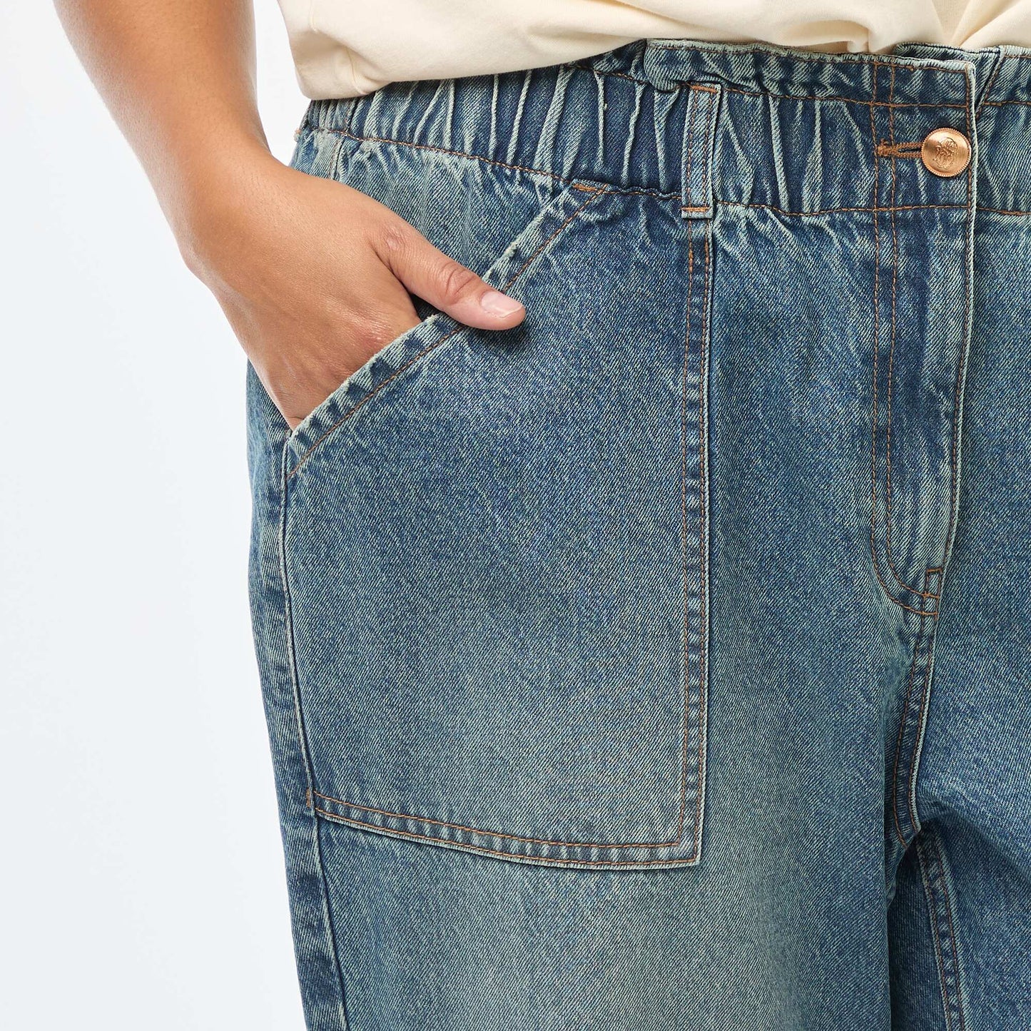 Jeans mom con cintura elástica AZUL