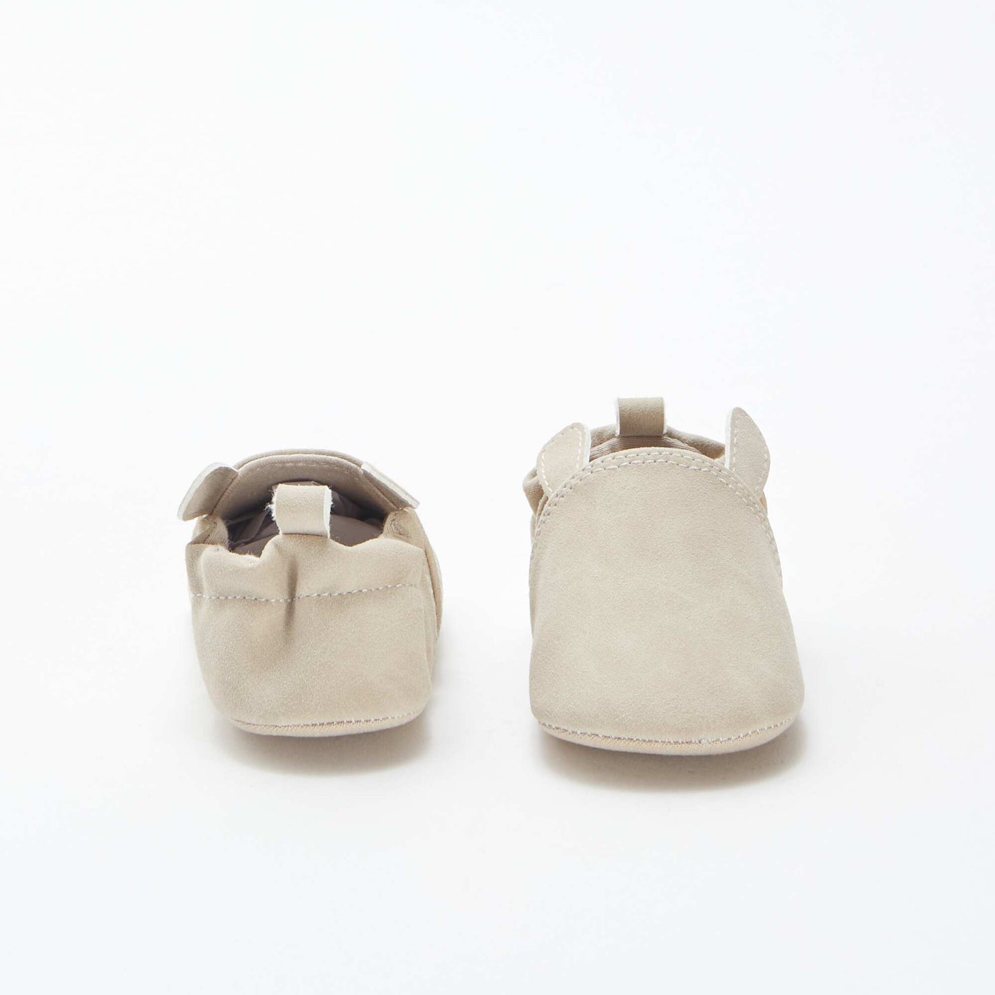 Zapatillas de antelina con orejitas con relieve ROSA
