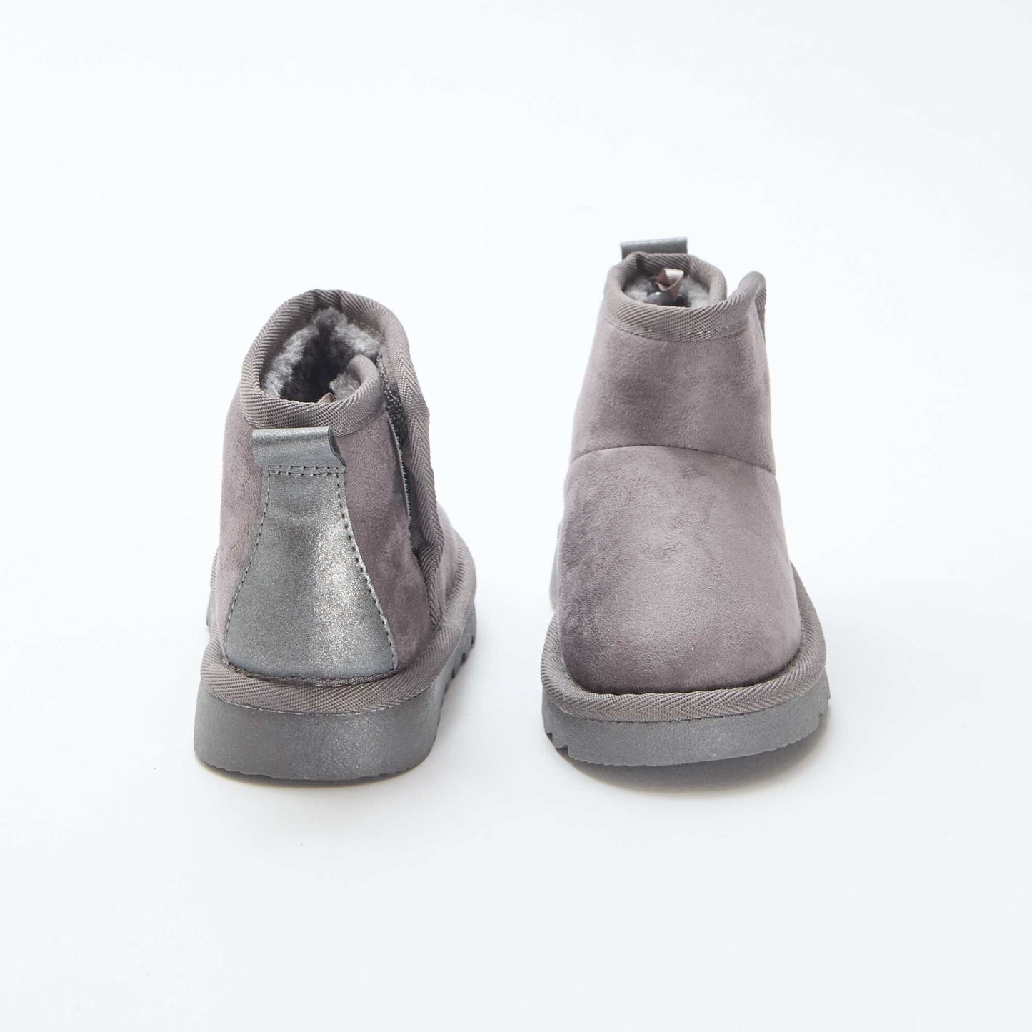 Botines estilo sueco en serraje GRIS