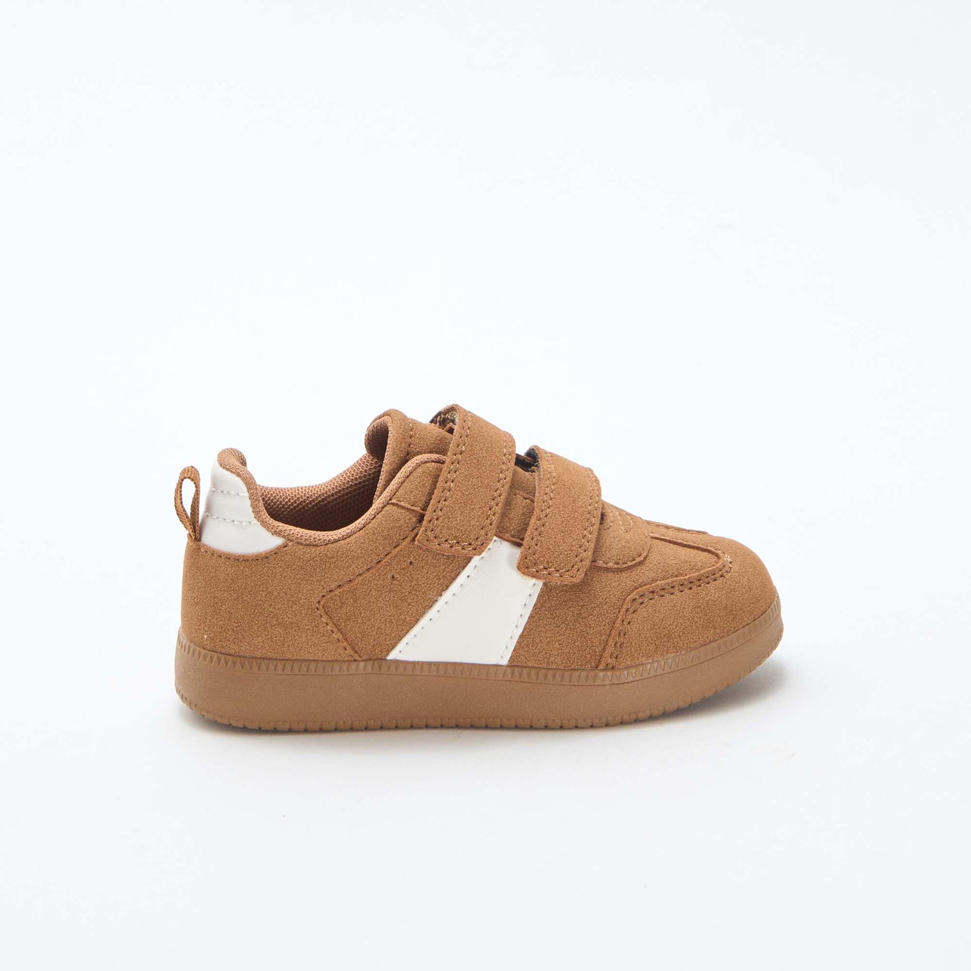 Zapatillas bajas con apertura de 2 velcros MARRON