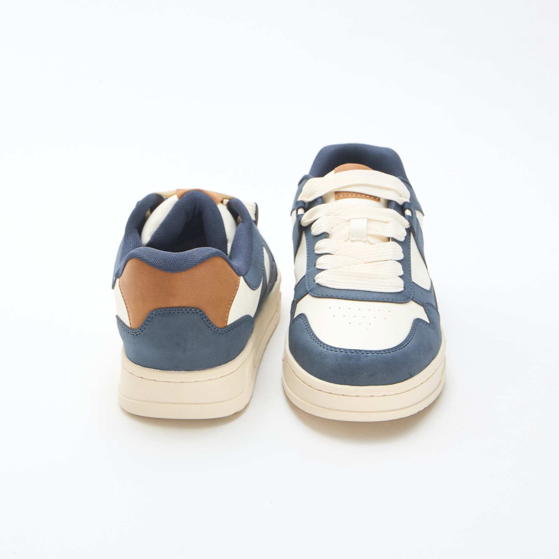Zapatillas modernas tricolor AZUL