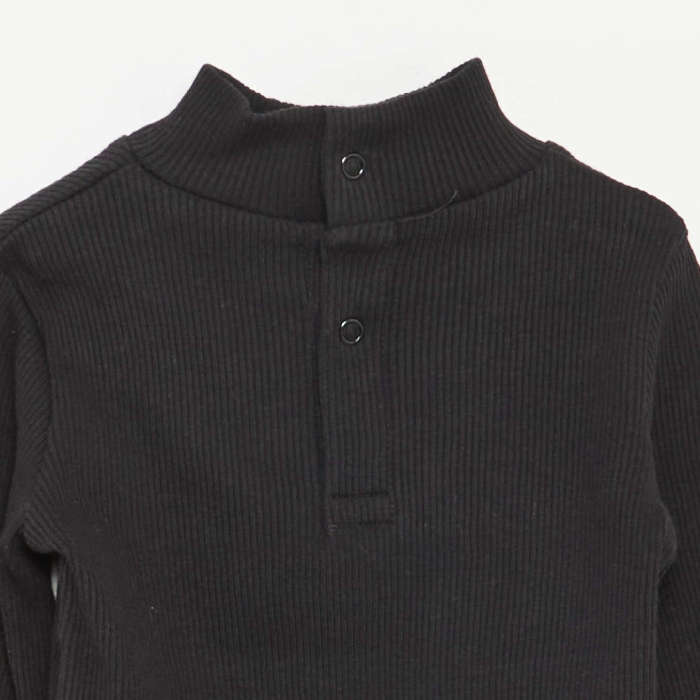 Sweater de punto de canalé con cuello alto NEGRO