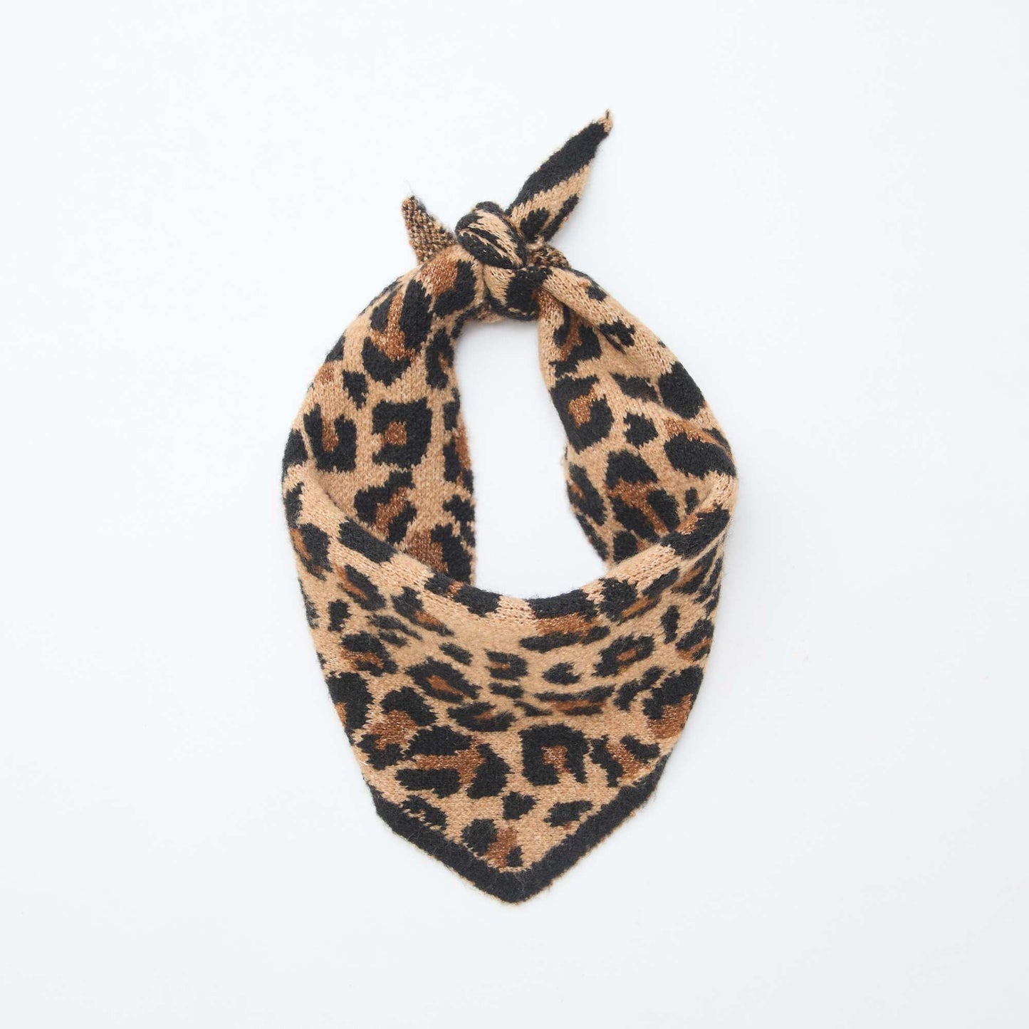 Bufanda triangular 'Leopardo' MARRON