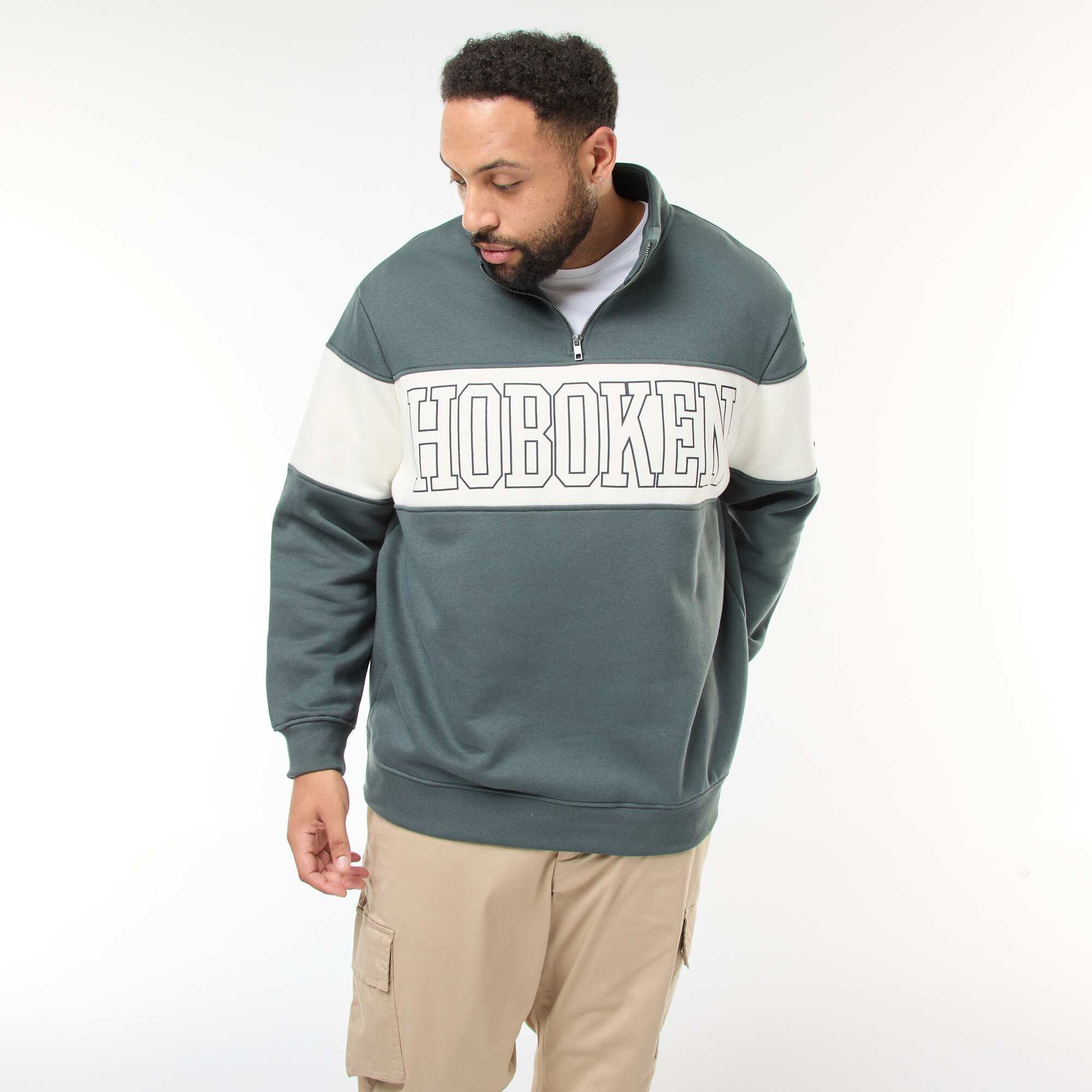 Sweater cuello camionero estilo colorblock en felpa VERDE