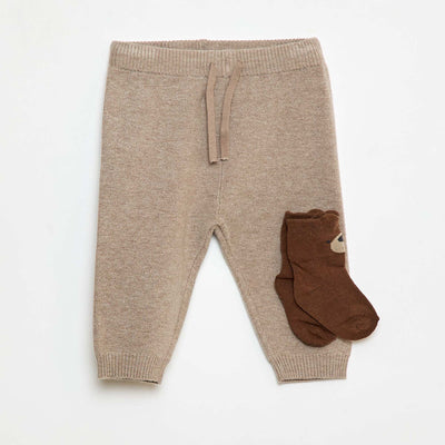 Pantalón liso de punto + medias - 2 piezas MARRON
